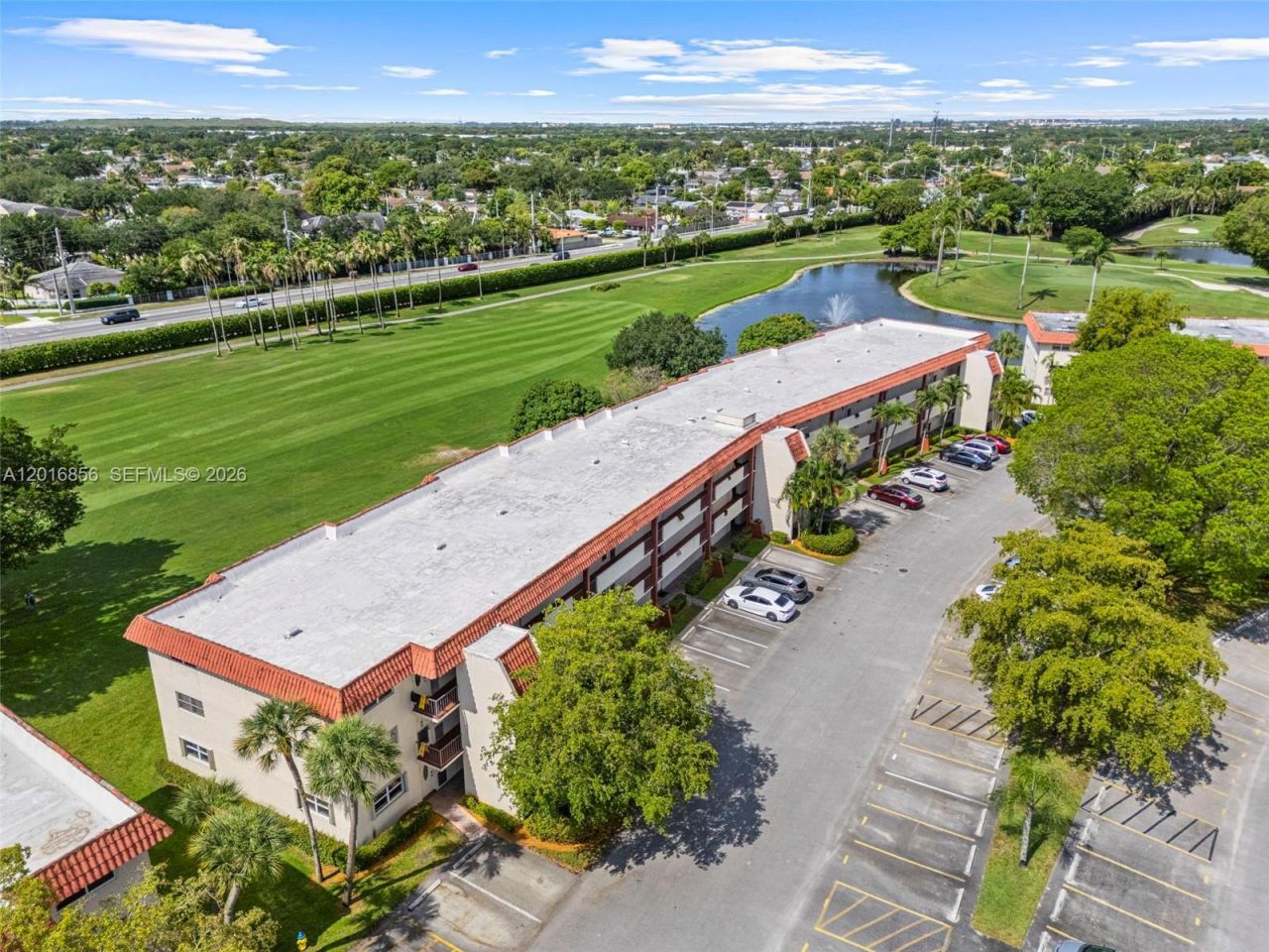9820 S Hollybrook Lake Dr , Unit 208, Pembroke Pines, FL 33025 Photo