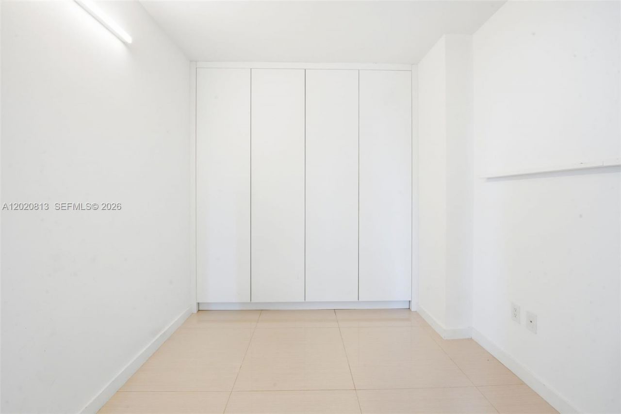 460 NE 28th St , Unit 1801, Miami, FL 33137 Photo