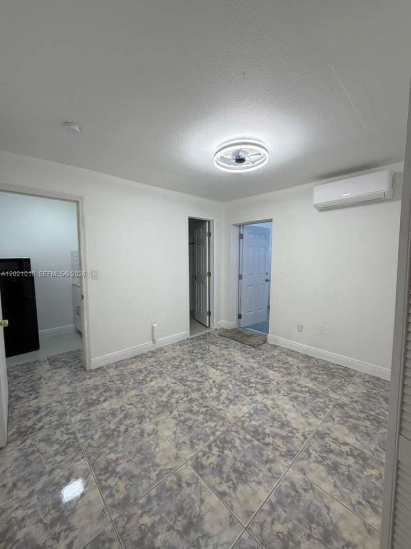19316 SW 121st Ave , Unit 1, Miami, FL 33177 Photo