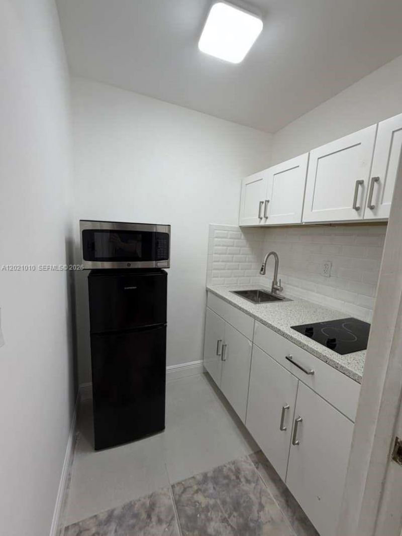 19316 SW 121st Ave , Unit 1, Miami, FL 33177 Photo