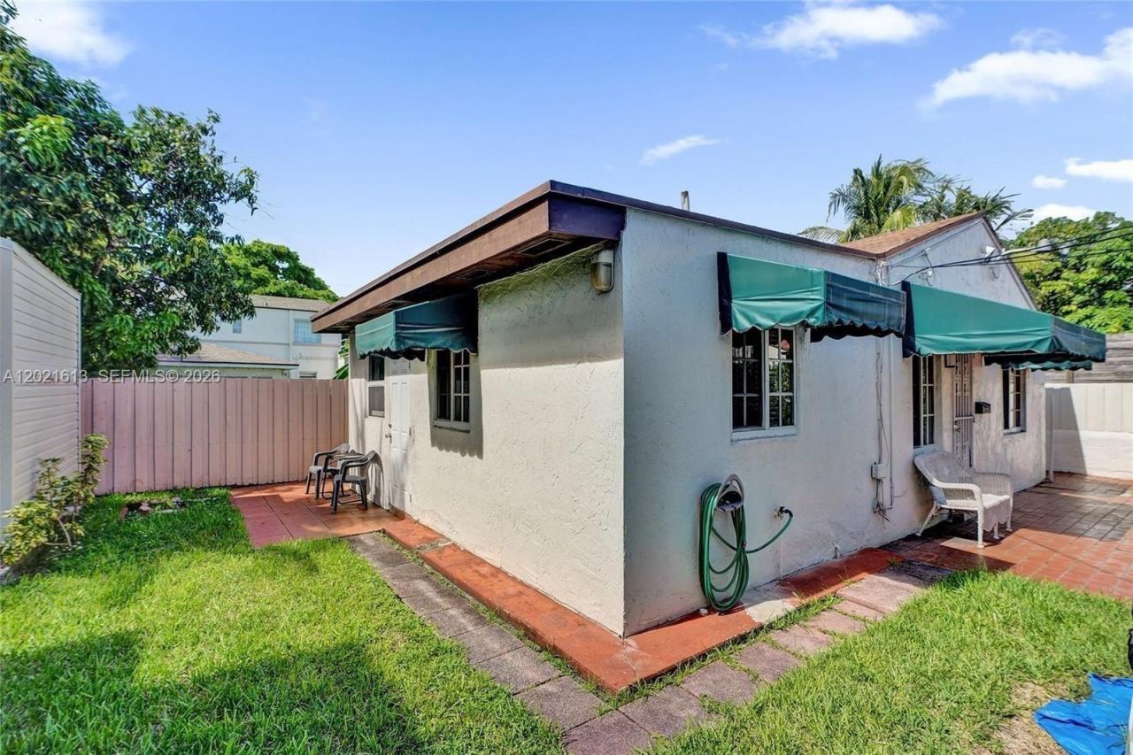 2024 Alton Rd , Miami Beach, FL 33140 Photo