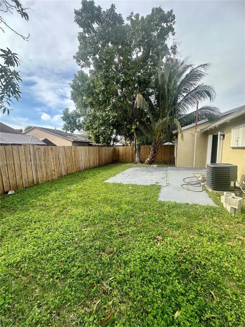 6034 Triphammer Rd , Lake Worth, FL 33463 Photo