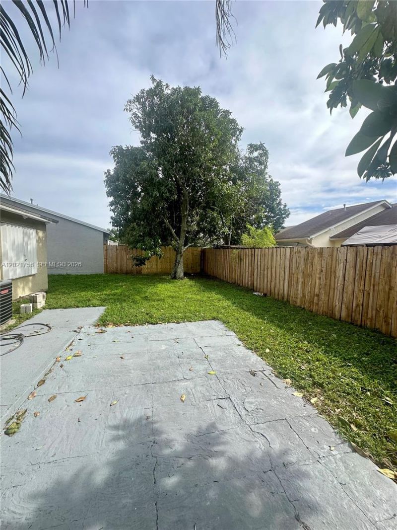 6034 Triphammer Rd , Lake Worth, FL 33463 Photo