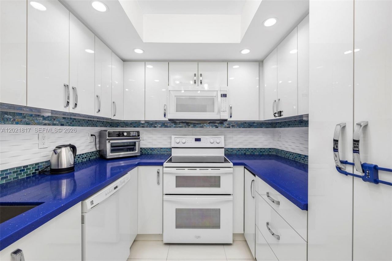 9511 Collins Ave , Unit 1202, Surfside, FL 33154 Photo
