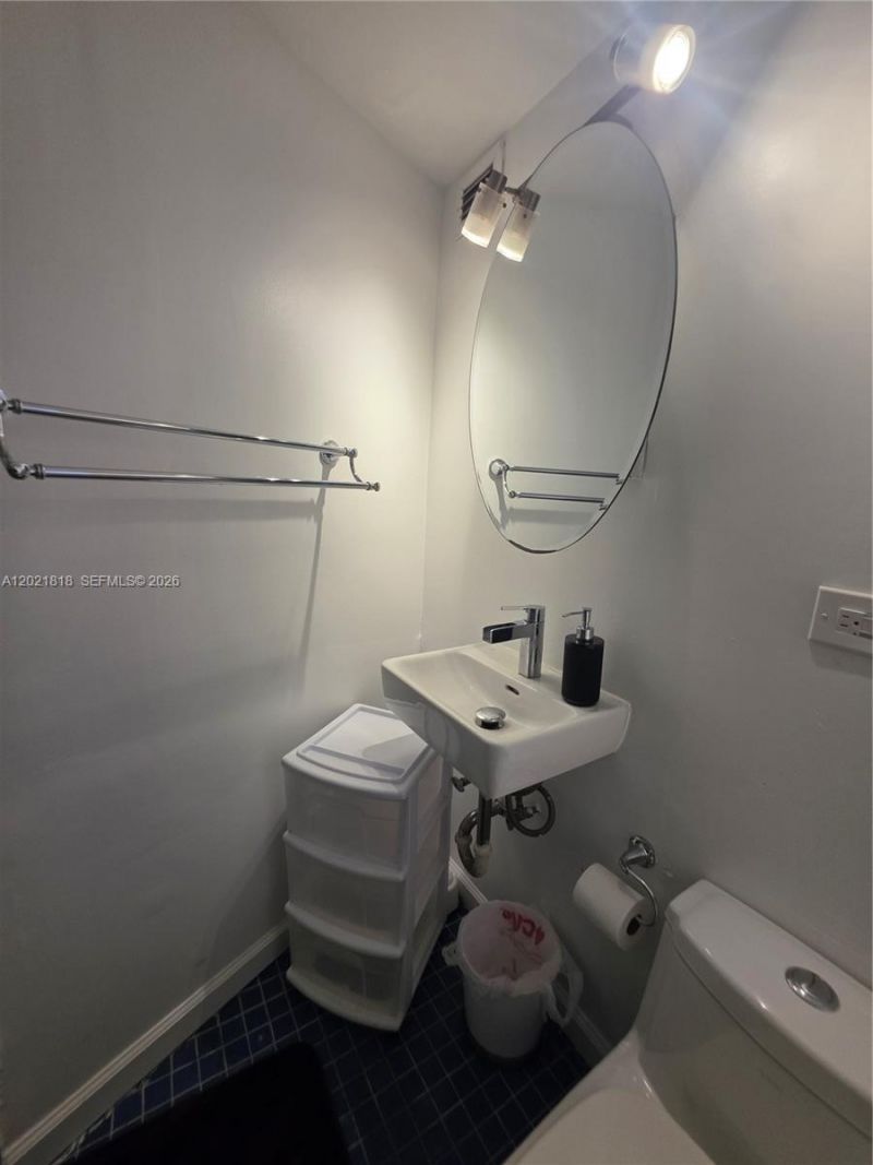 1881 Washington Ave, Unit 6H, Miami Beach, FL 33139 Photo