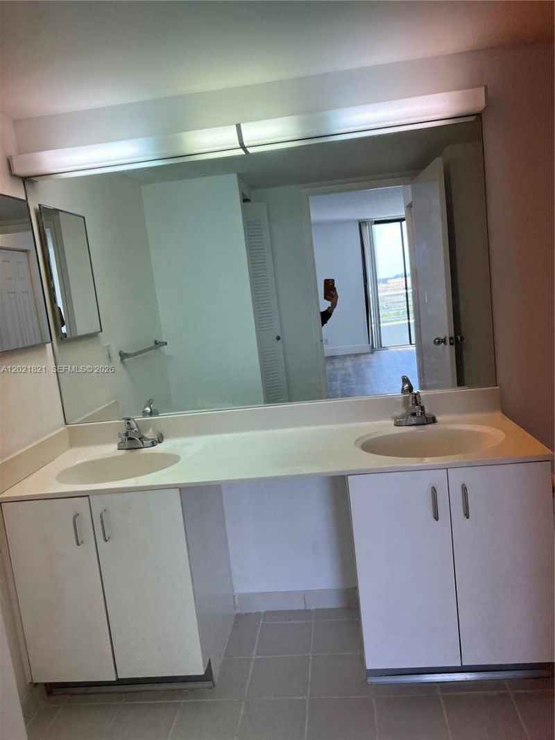 3300 NE 192nd St , Unit 616, Aventura, FL 33180 Photo