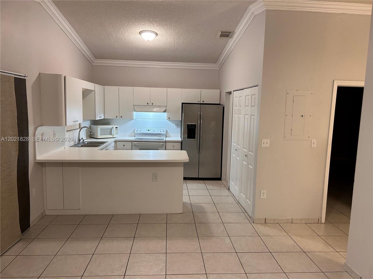 14956 SW 39th St , Miami, FL 33185 Photo
