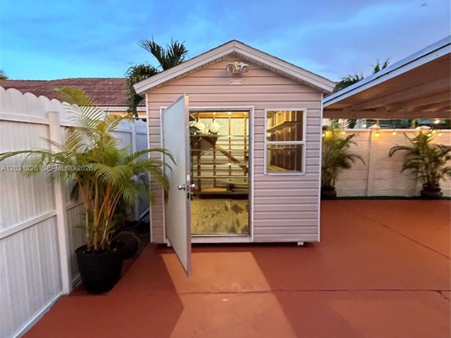 Property Image 25