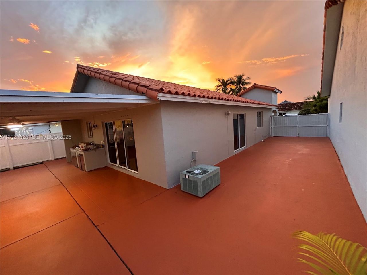 14956 SW 39th St , Miami, FL 33185 Photo