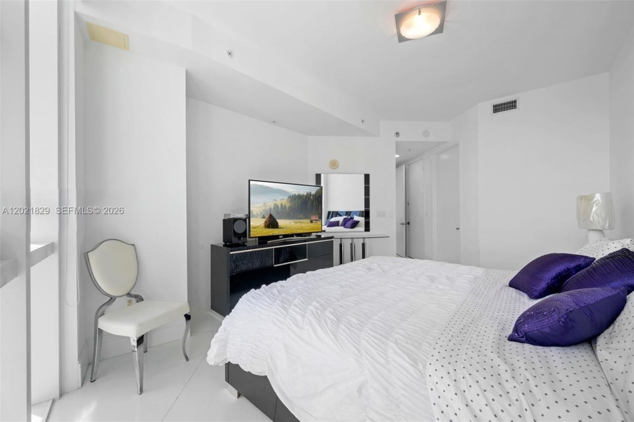 18201 Collins Ave , Unit 3501A, Sunny Isles Beach, FL 33160 Photo