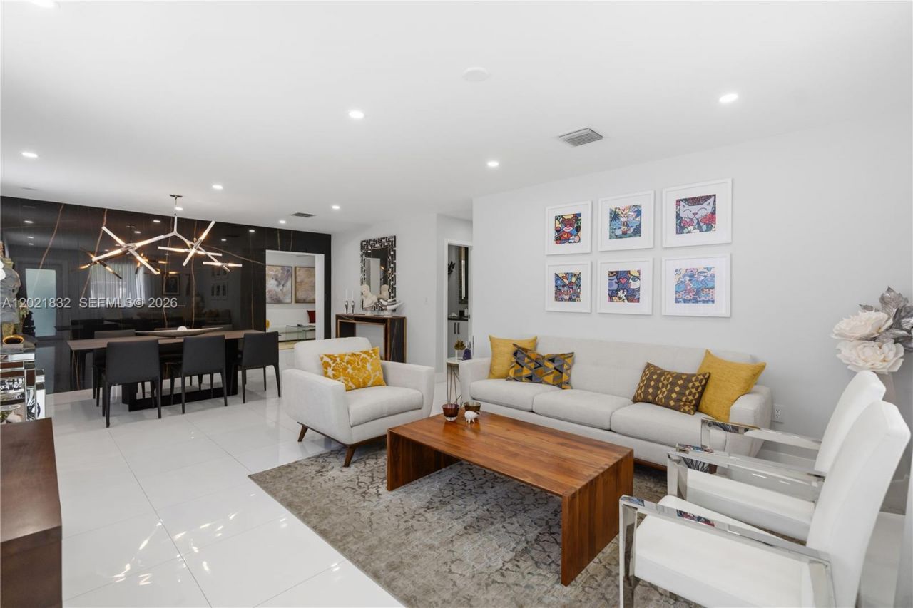 14441 S Biscayne River Rd, Miami, FL 33161 Photo