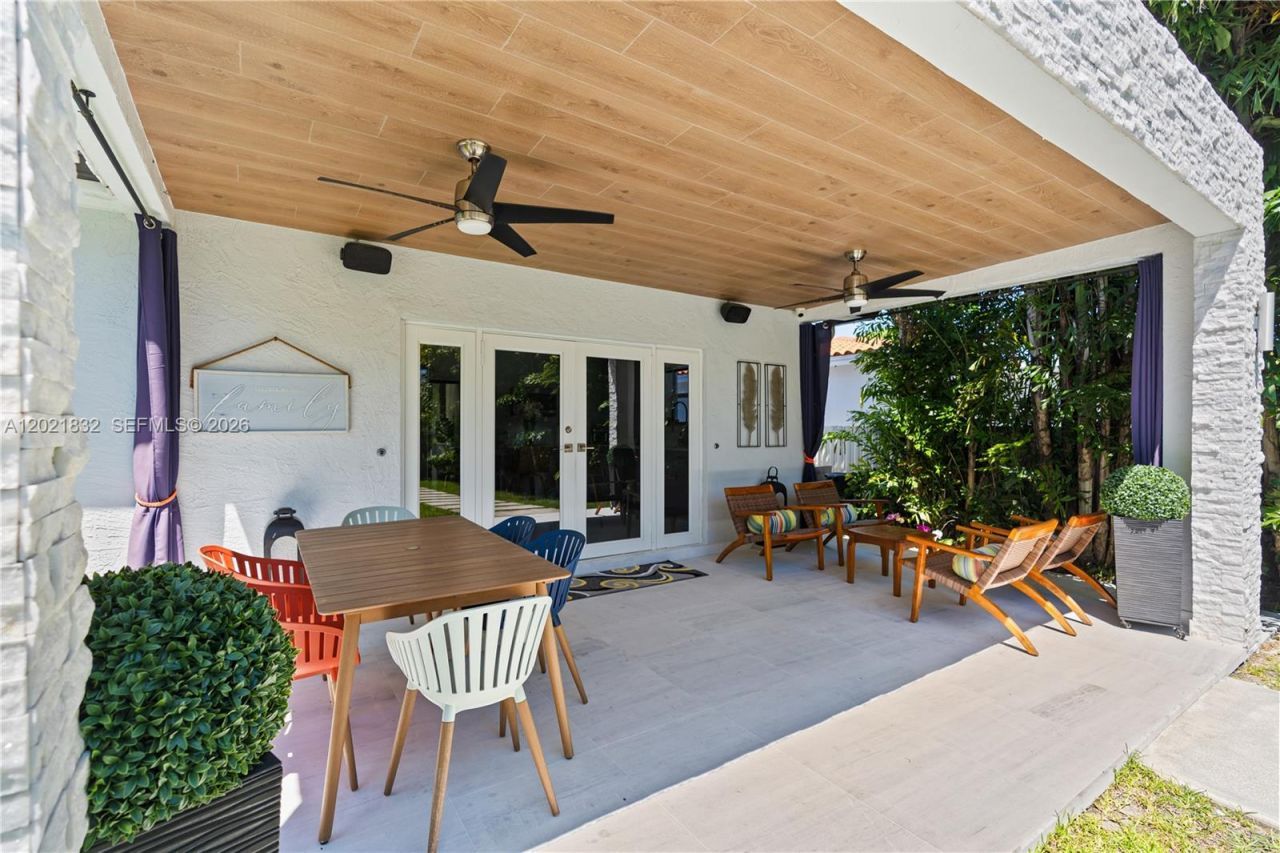 14441 S Biscayne River Rd, Miami, FL 33161 Photo
