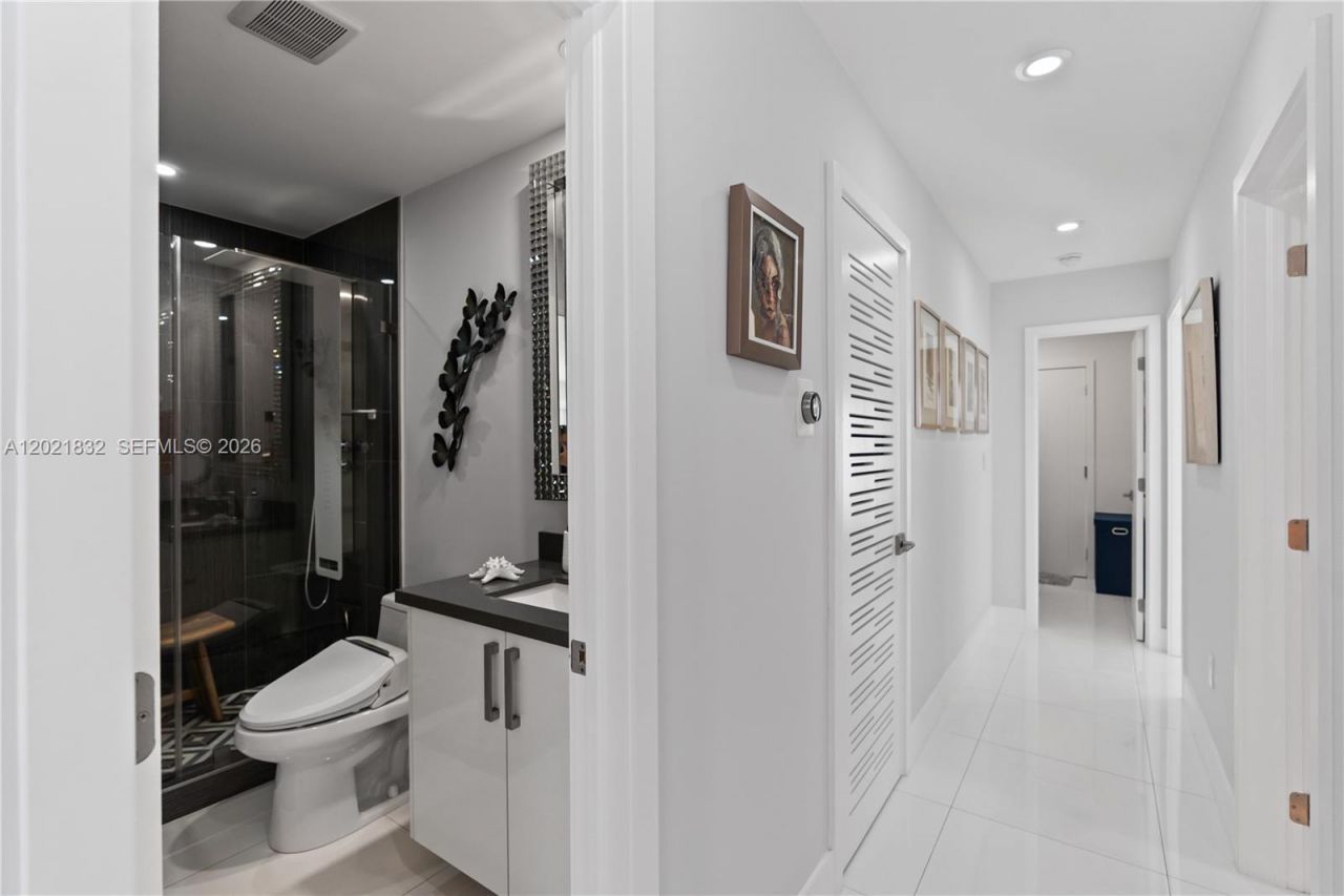 14441 S Biscayne River Rd, Miami, FL 33161 Photo