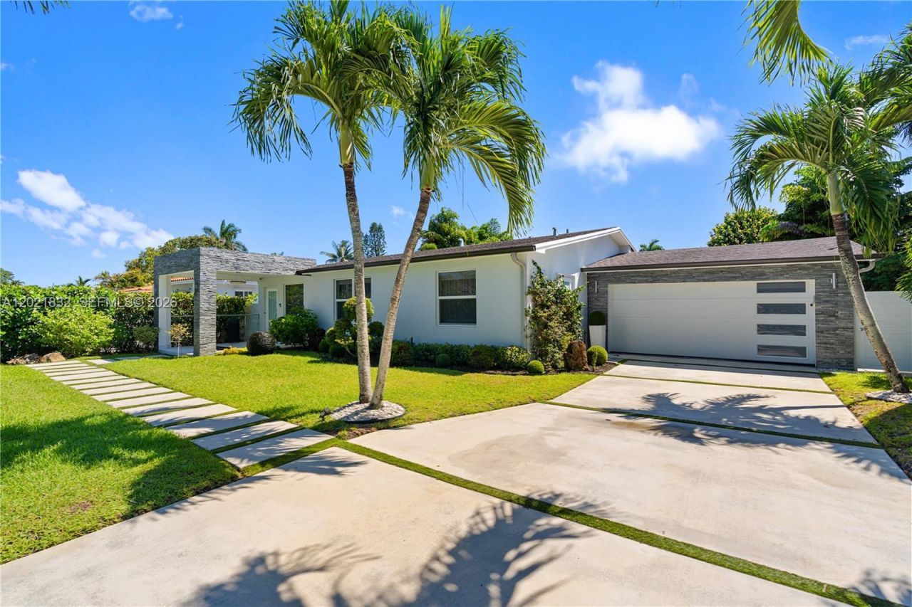 14441 S Biscayne River Rd, Miami, FL 33161 Photo