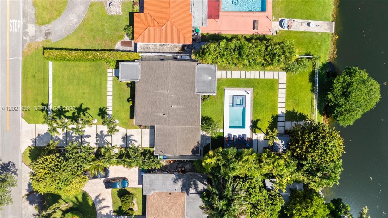 14441 S Biscayne River Rd, Miami, FL 33161 Photo
