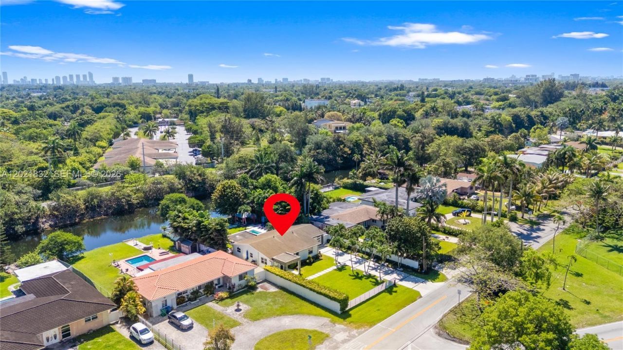 14441 S Biscayne River Rd, Miami, FL 33161 Photo