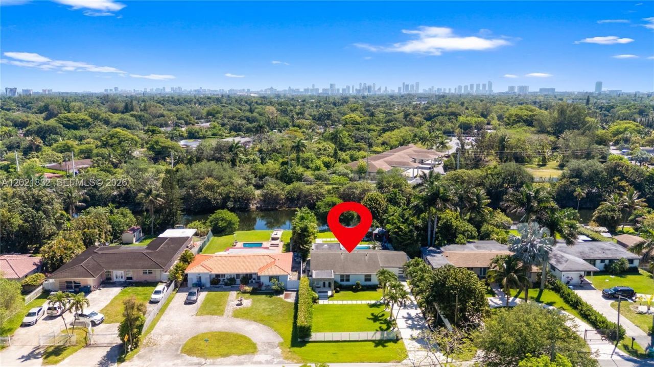14441 S Biscayne River Rd, Miami, FL 33161 Photo