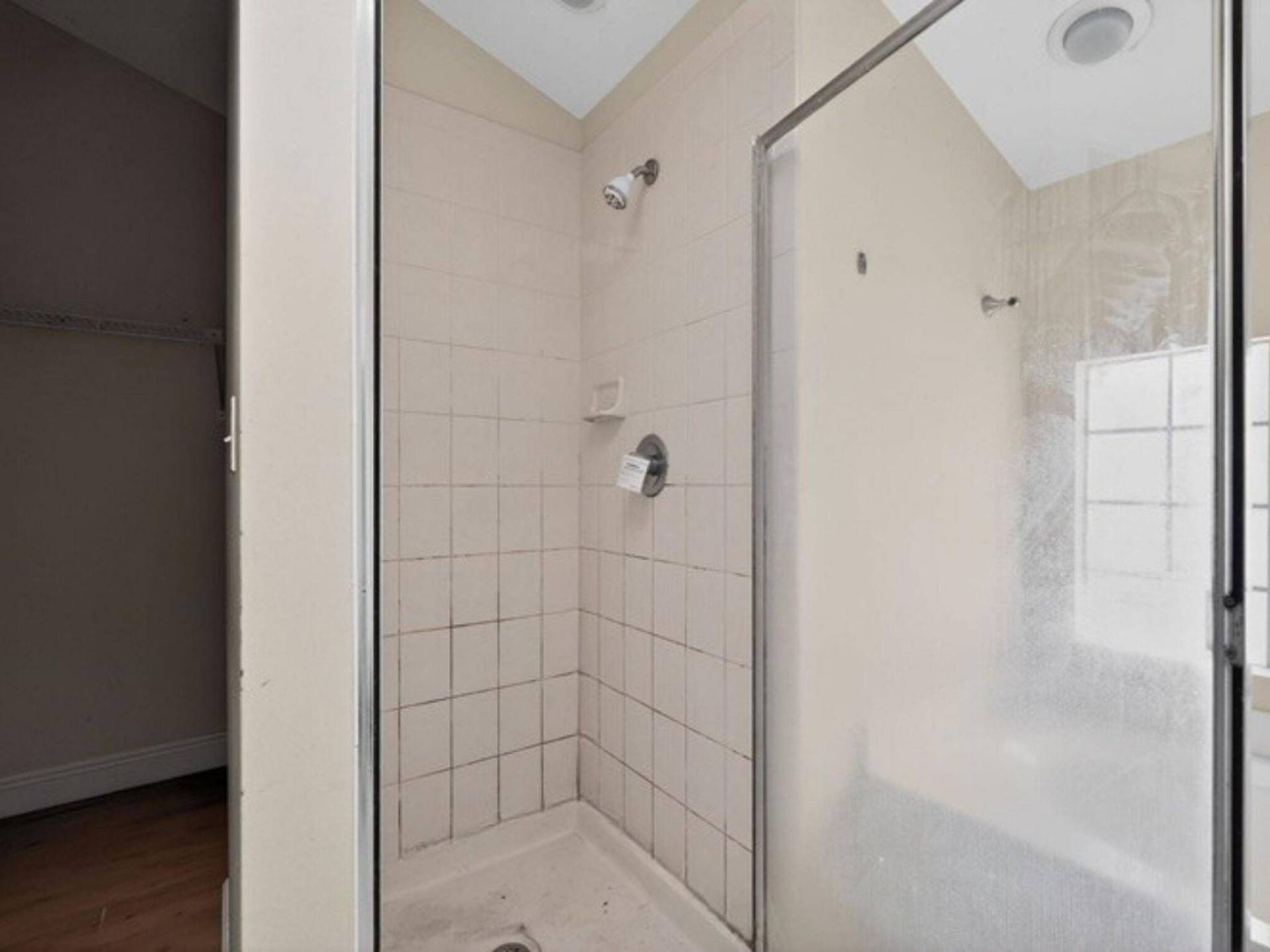 253 NE 211th Terrace, North Miami Beach, FL 33179 Photo