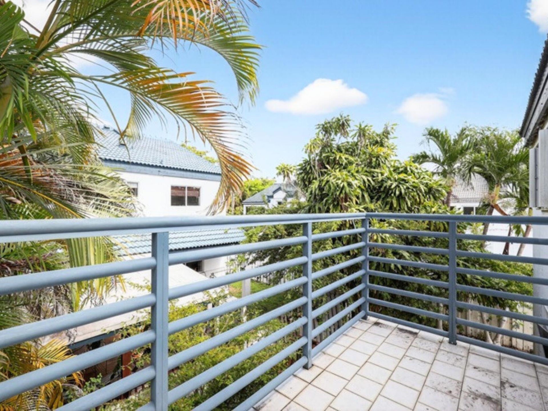 253 NE 211th Terrace, North Miami Beach, FL 33179 Photo