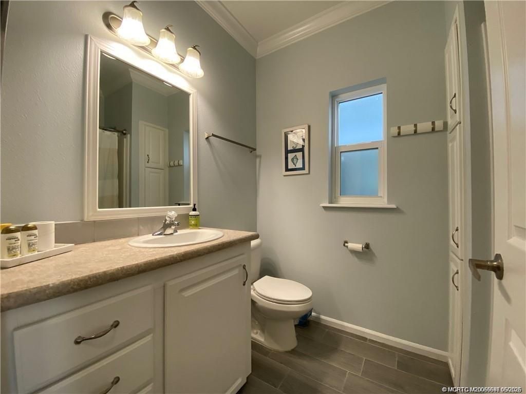 142 NE Coastal Drive, Jensen Beach, FL 34957 Photo