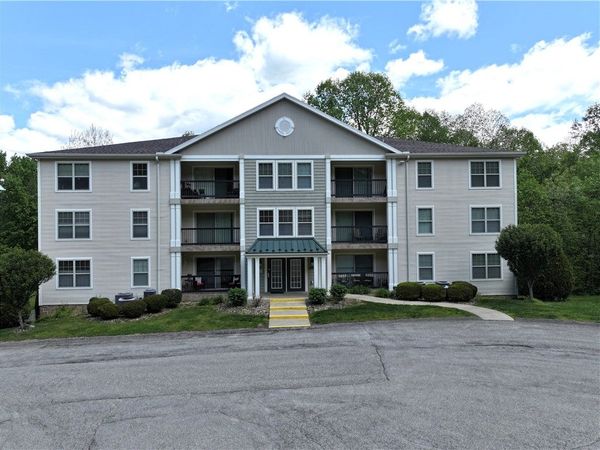 7015 Stefano Dr , Delmont, PA 15626