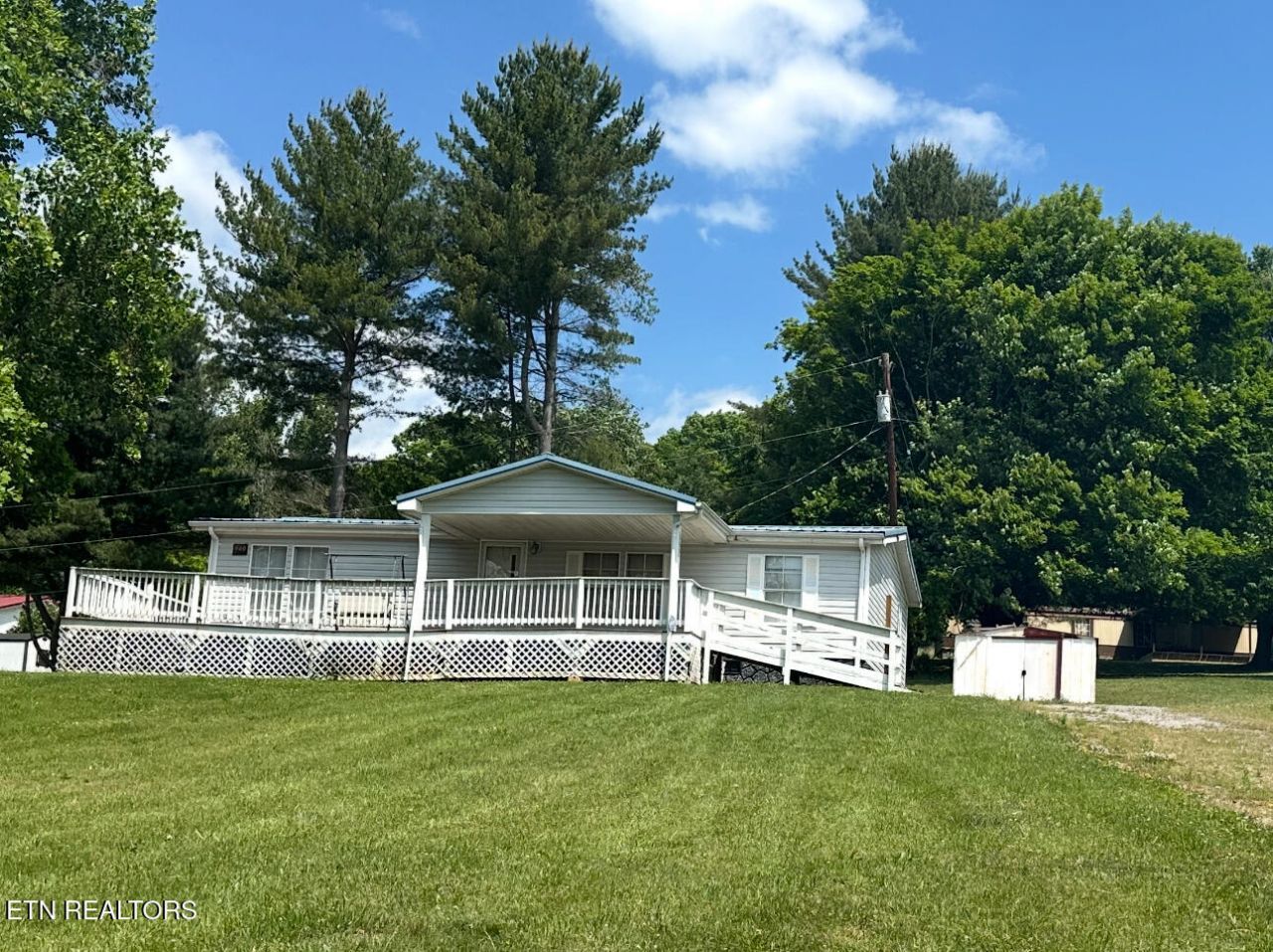 340 Ola Drive, Jonesville, VA 24263 Main Photo