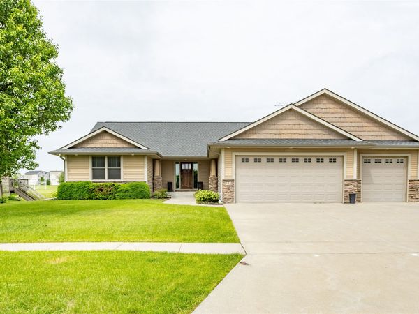 908 SE Trail Ridge Road, Grimes, IA 50111
