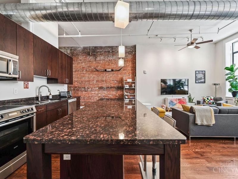 417 Vine Street, Cincinnati, OH 45202 Photo 17