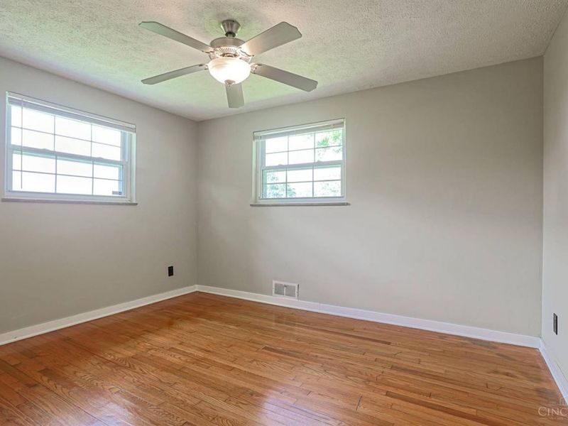 553 Old Orchard Drive, Union Twp, OH 45255 Photo 21