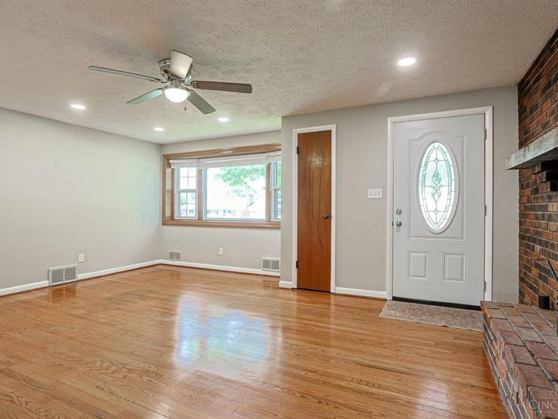 553 Old Orchard Drive, Union Twp, OH 45255 Photo 5