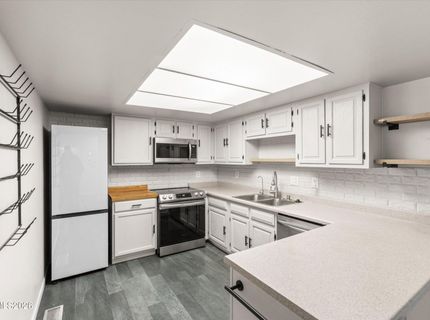 2300 Dickerson Road, Unit APT 51, Reno, NV 89503 Photo