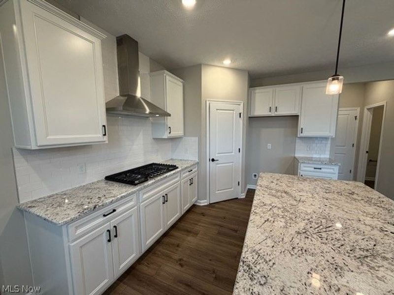 6379 Cooper Hawk Drive, Medina, OH 44256 Photo 5