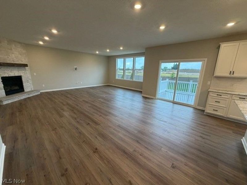 6379 Cooper Hawk Drive, Medina, OH 44256 Photo 6