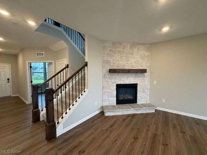 6379 Cooper Hawk Drive, Medina, OH 44256 Photo 8