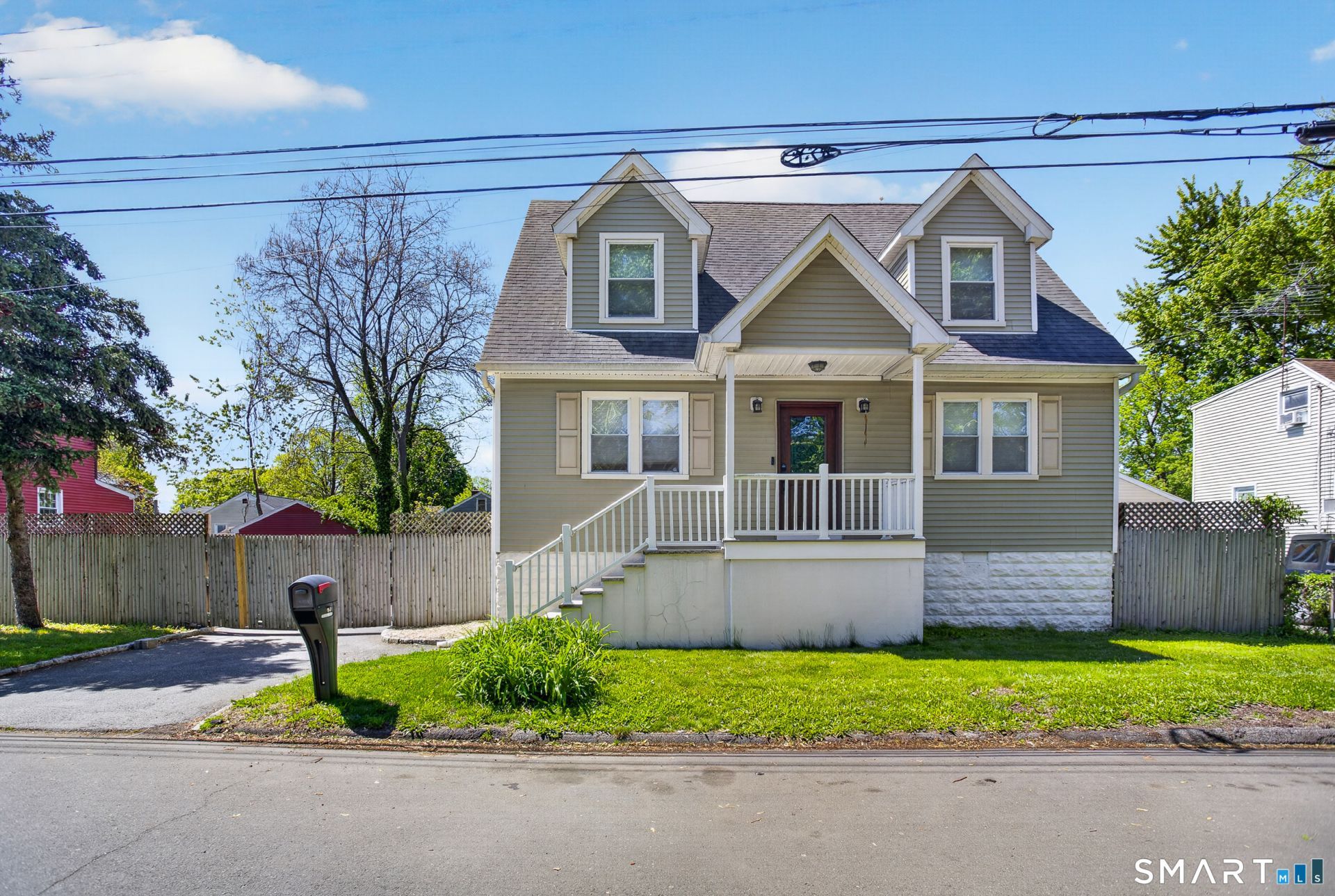 365 Roosevelt, Stratford, CT 06615 Main Photo