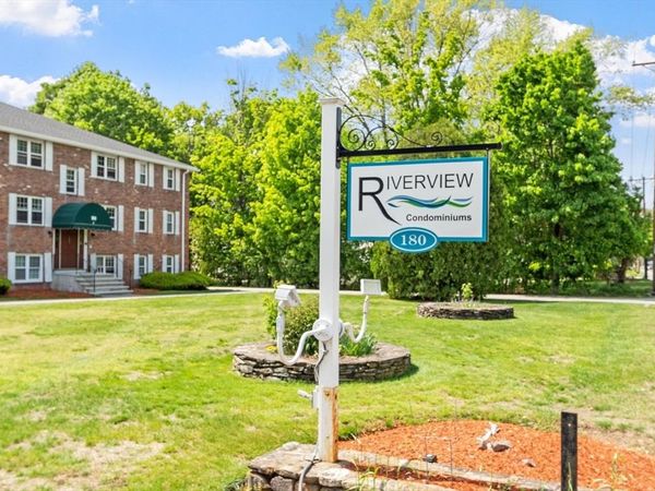 180 Tyngsboro Rd, Unit 27A, Chelmsford, MA 01863