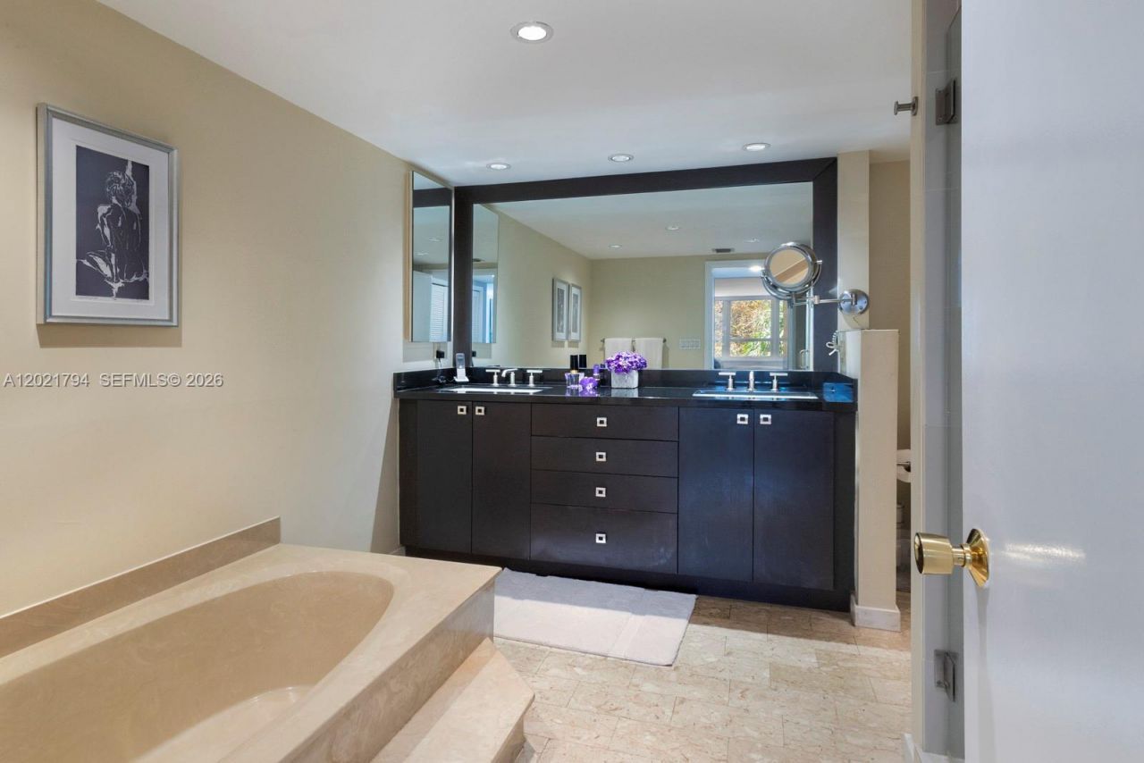 3 Grove Isle Dr, Unit C307, Miami, FL 33133 Photo