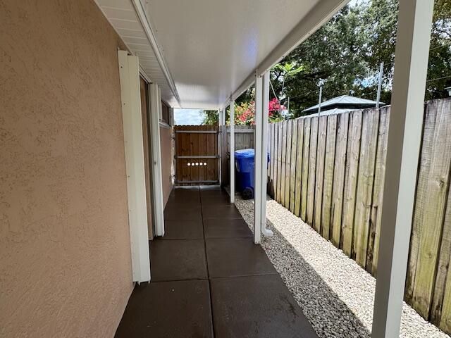 6781 Charleston Street, Hollywood, FL 33024 Photo