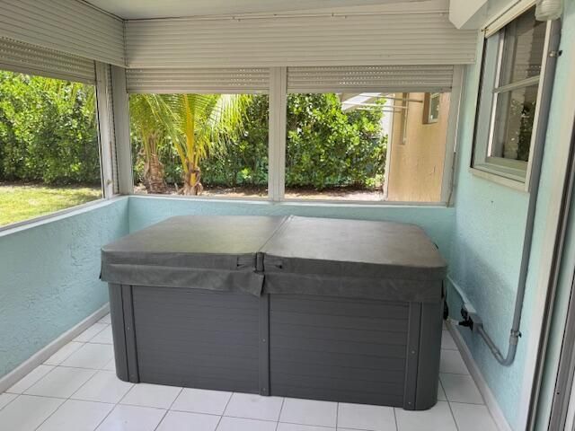 6781 Charleston Street, Hollywood, FL 33024 Photo