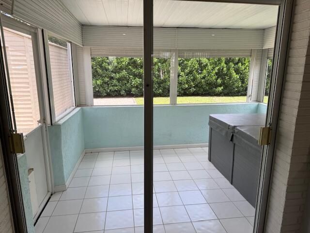 6781 Charleston Street, Hollywood, FL 33024 Photo