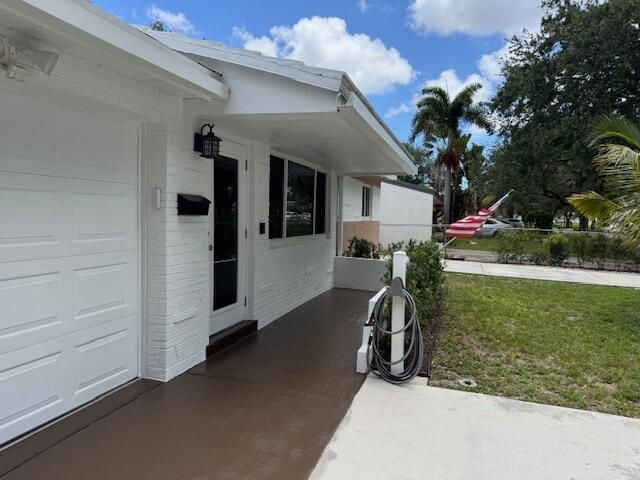 6781 Charleston Street, Hollywood, FL 33024 Photo