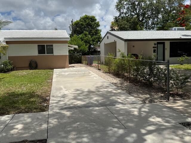 6781 Charleston Street, Hollywood, FL 33024 Photo
