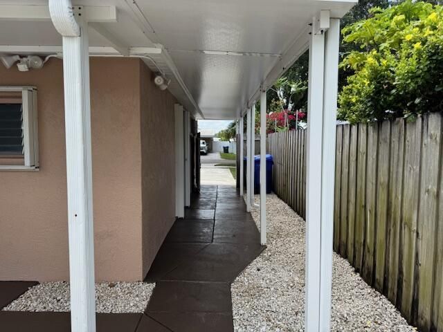 6781 Charleston Street, Hollywood, FL 33024 Photo