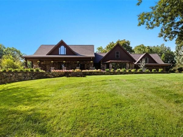 1091 Echota Road , Clarkesville, GA 30523