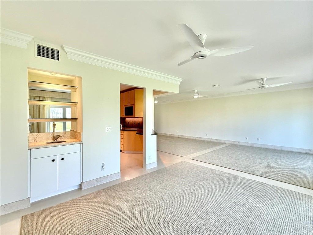 700 Beach Road, Unit 147, Vero Beach, FL 32963 Photo