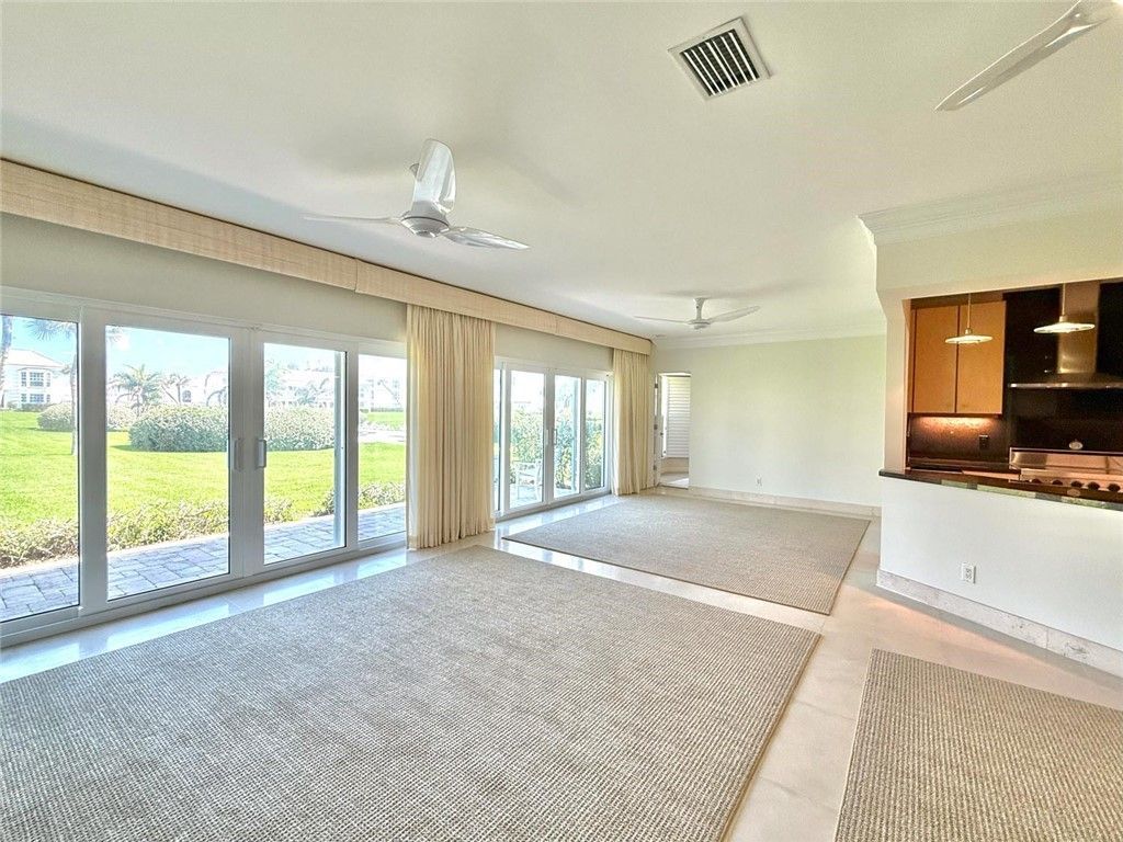 700 Beach Road, Unit 147, Vero Beach, FL 32963 Photo