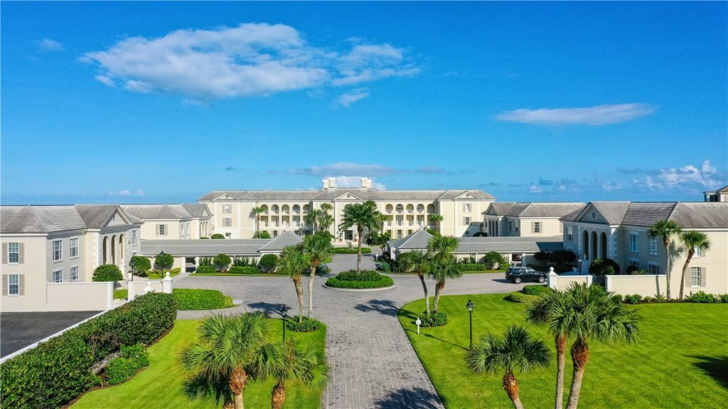 700 Beach Road, Unit 147, Vero Beach, FL 32963 Photo