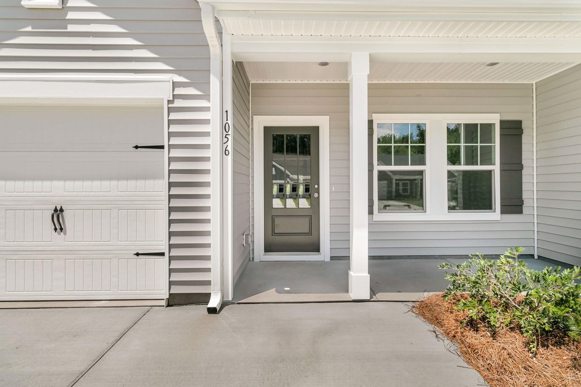 1056 Dusk Drive Photo 4