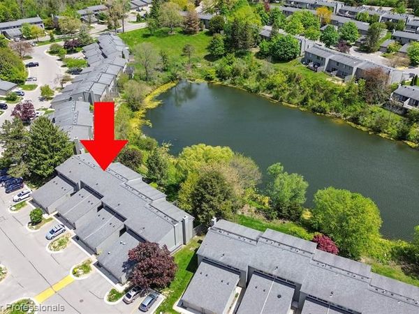 740 Peninsula Court, Ann Arbor, MI 48105