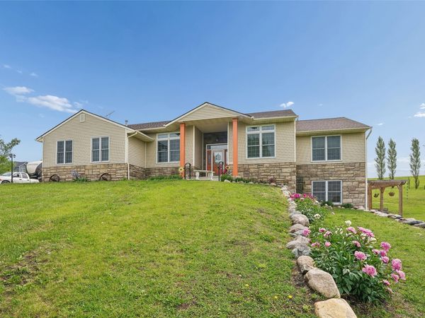 2115 NE 112th Street, Mitchellville, IA 50169